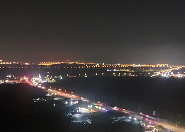 Klia Travel Homestay - 3R 2B - Wifi & Netflix