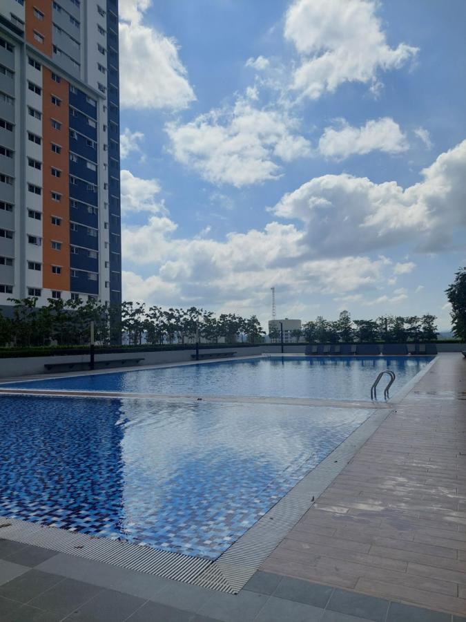 Apartment Klia Travel - 3r 2b - Wifi & Netflix