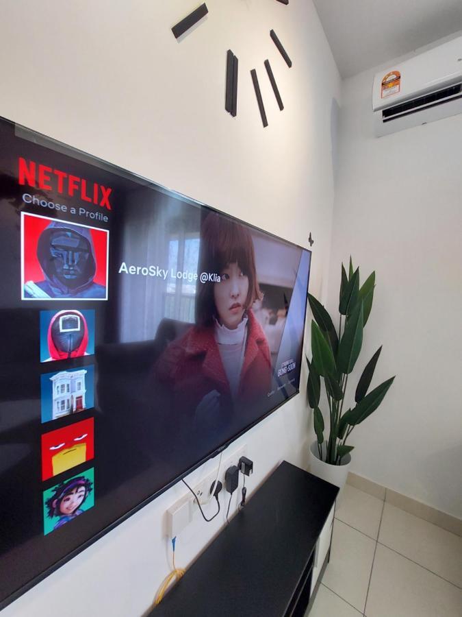 Klia Travel - 3r 2b - Wifi & Netflix * Sepang