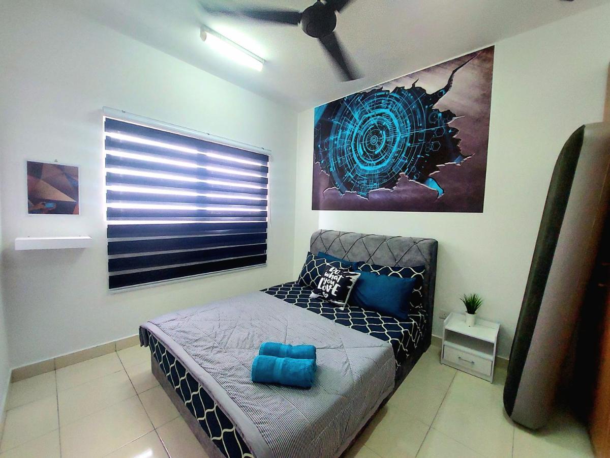 Klia Travel - 3r 2b - Wifi & Netflix Apartment Sepang