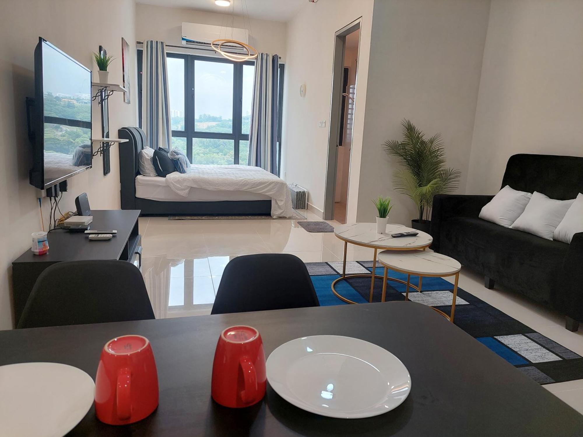 Klia Travel - 3r 2b - Wifi & Netflix Apartment Sepang