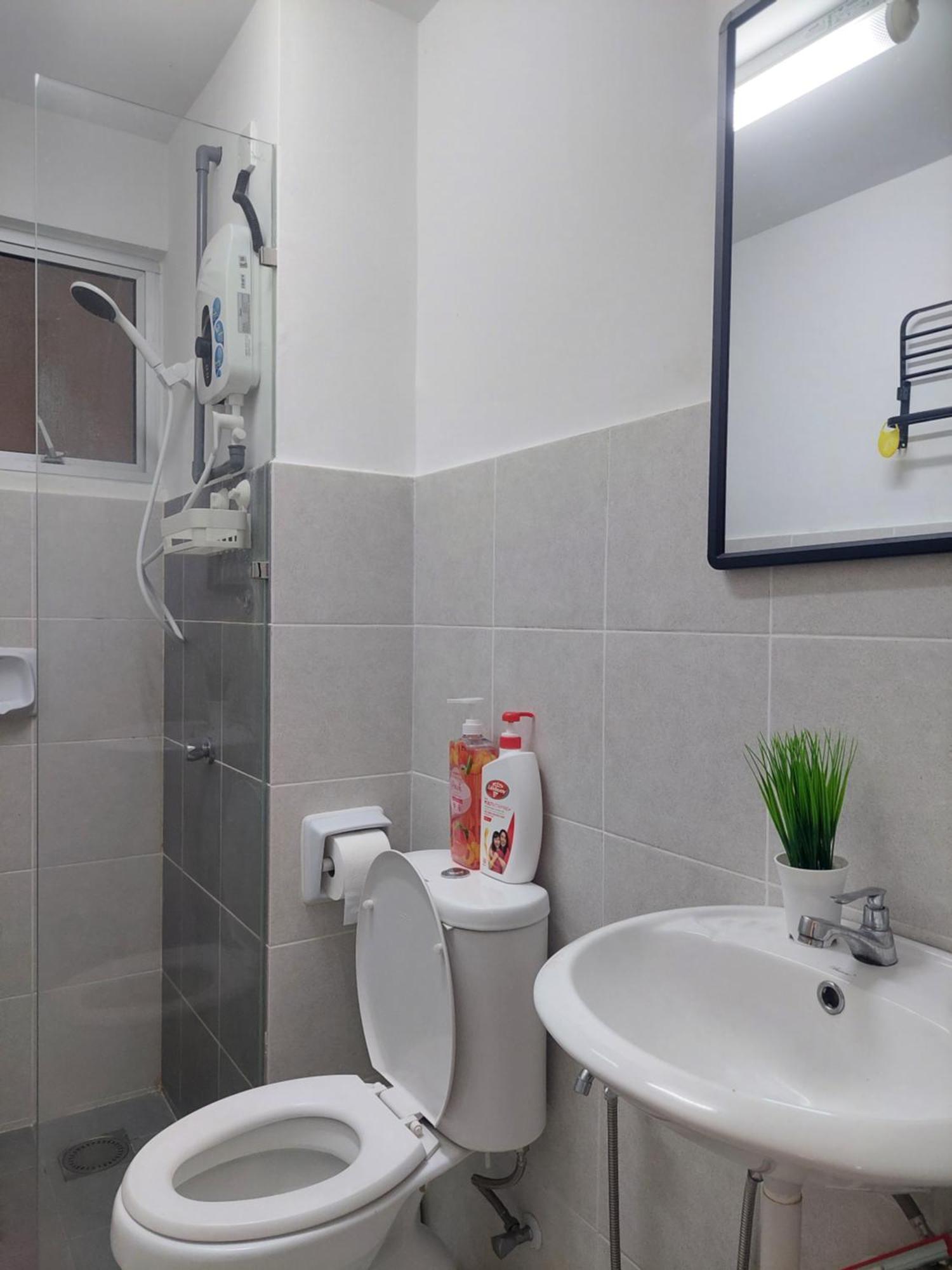 Apartment Klia Travel - 3r 2b - Wifi & Netflix Sepang
