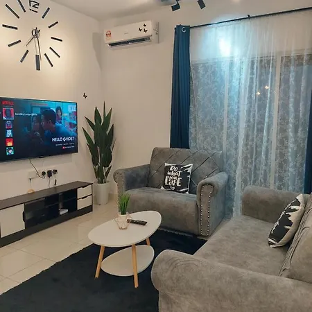 Klia Travel Homestay - 3R 2B - Wifi & Netflix Sepang Exterior photo